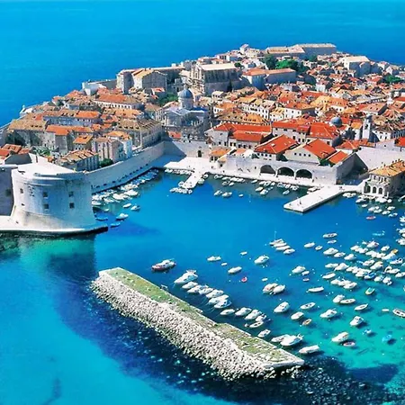 Ava And 3* Dubrovník