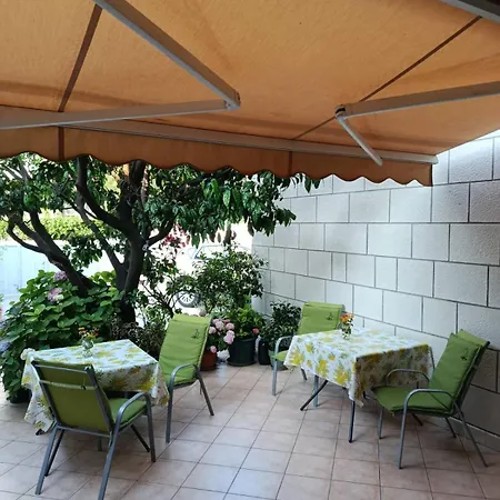 Guest house Ava And