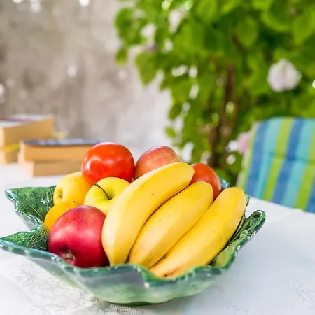 Ava And Pensjonat 3*